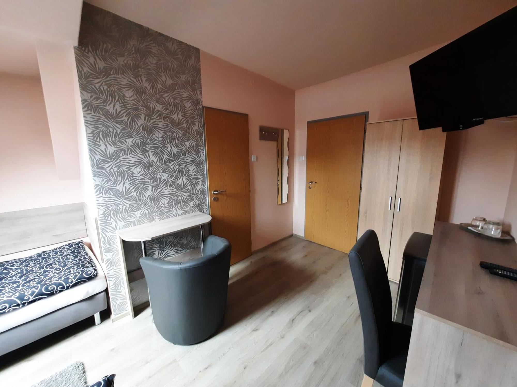 Penzion Avena Stříbro Exteriör bild